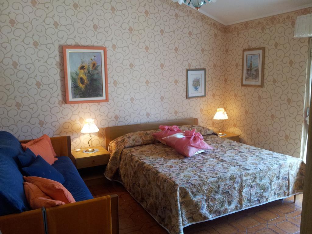 Hotel Meublè Al Ponte à Grado Chambre photo
